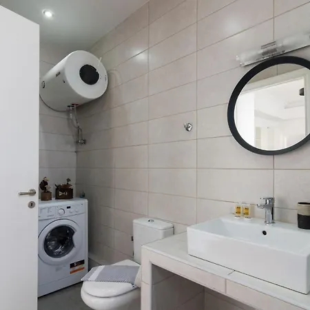 Apartment Classic For 4 People A Athens